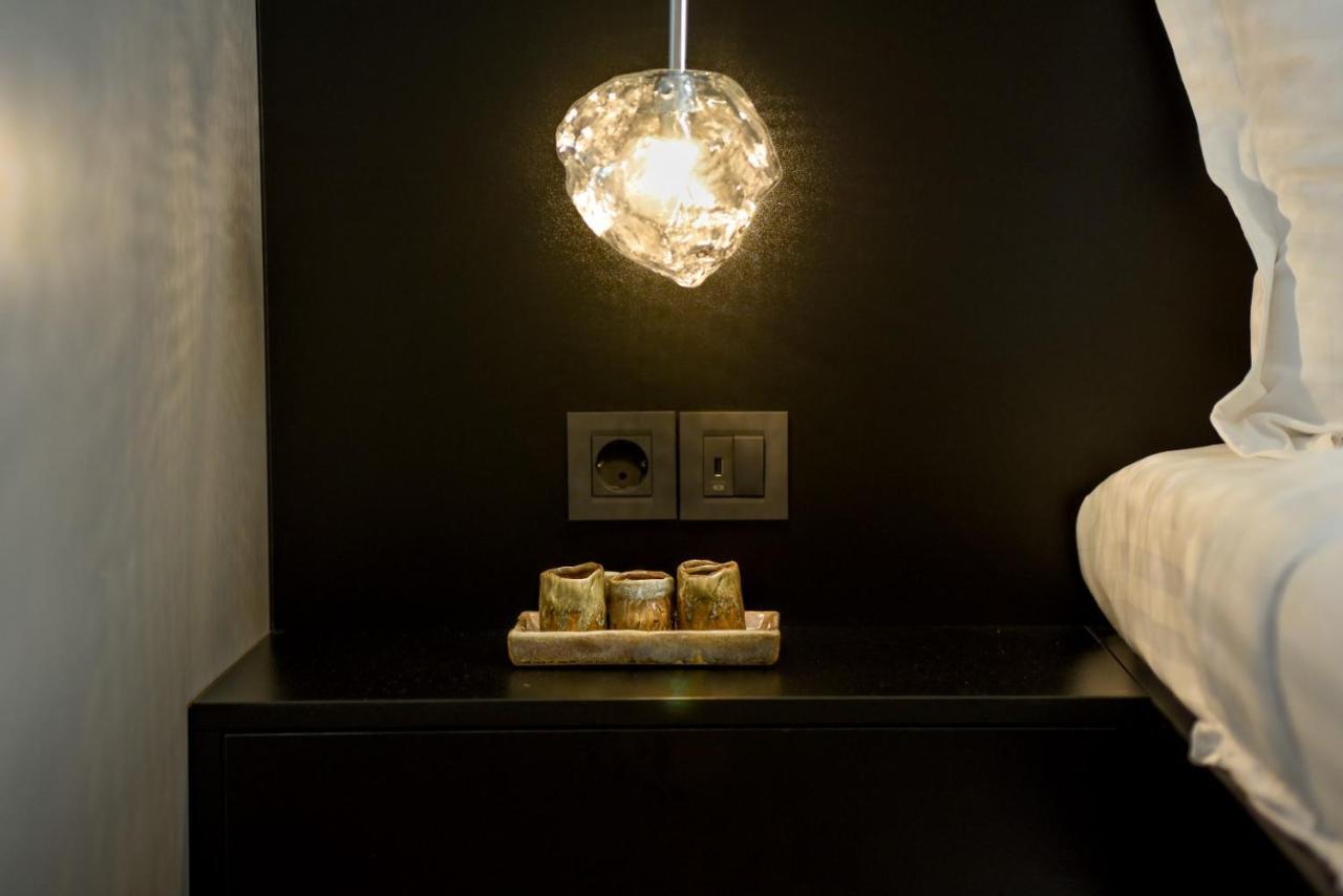 Luxury Apartment Near Radisson Hotel - Wall Projector & Modern Design Bucarest Extérieur photo